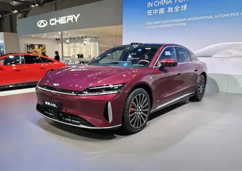 奇瑞走岔的路，吉利银河先跑通了